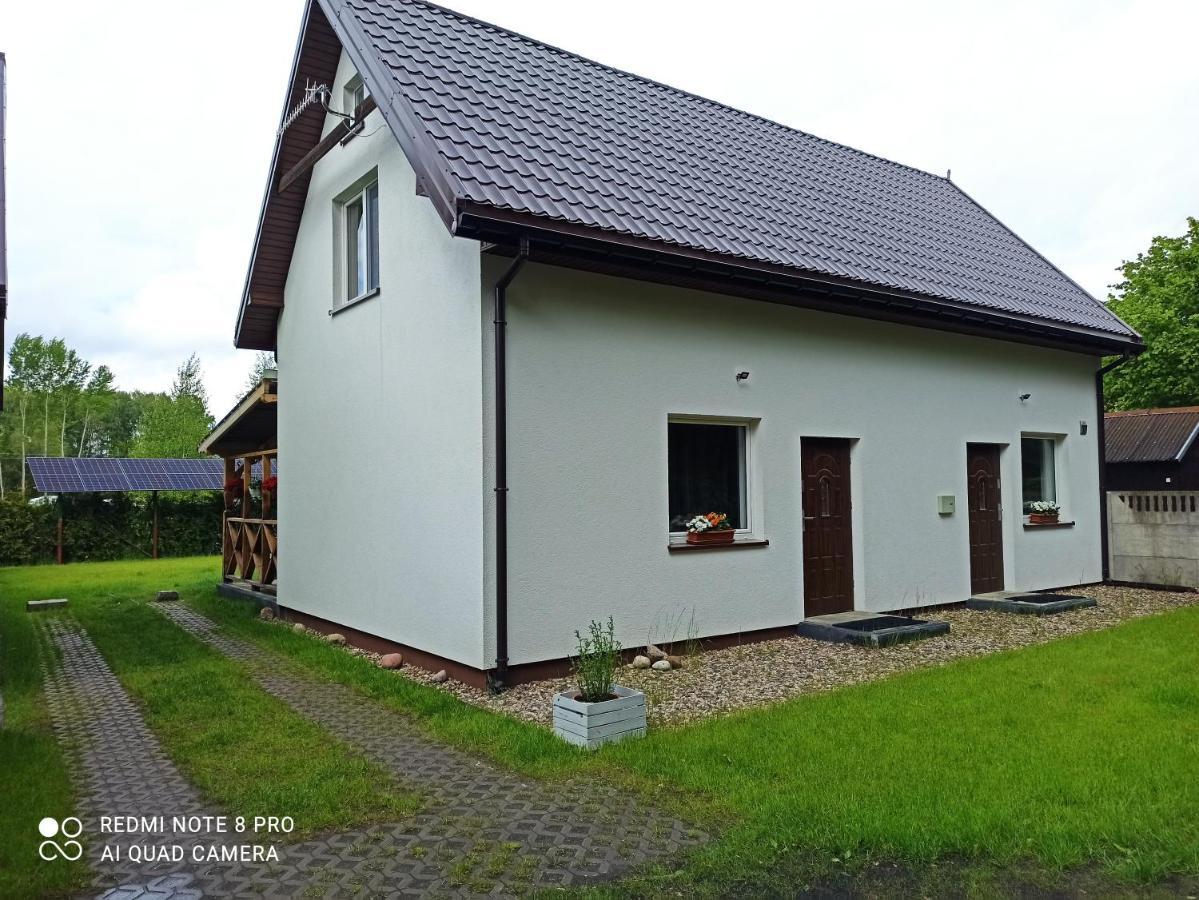 Apartameny Wiktoria I Nikola W Karwiku Pisz Exterior foto