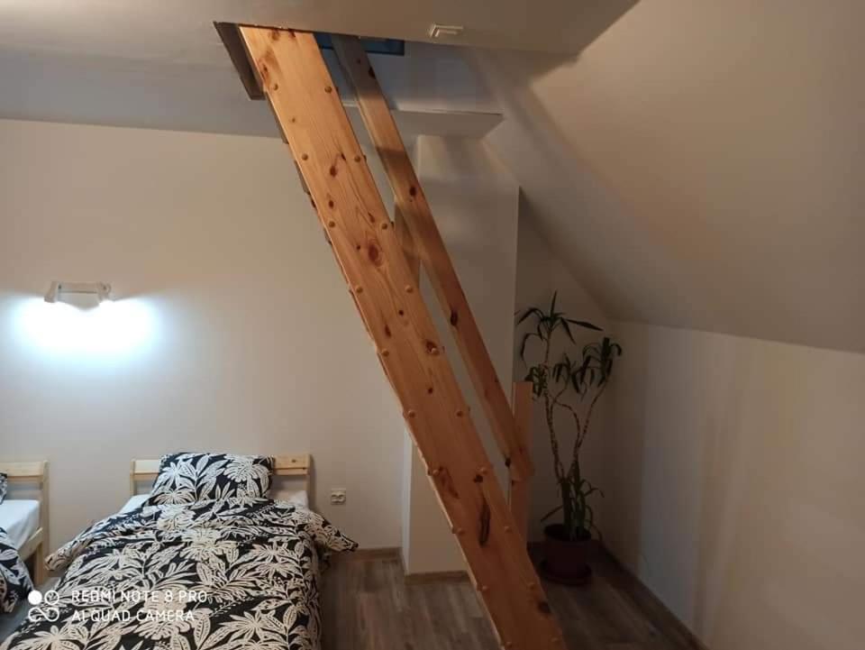 Apartameny Wiktoria I Nikola W Karwiku Pisz Exterior foto