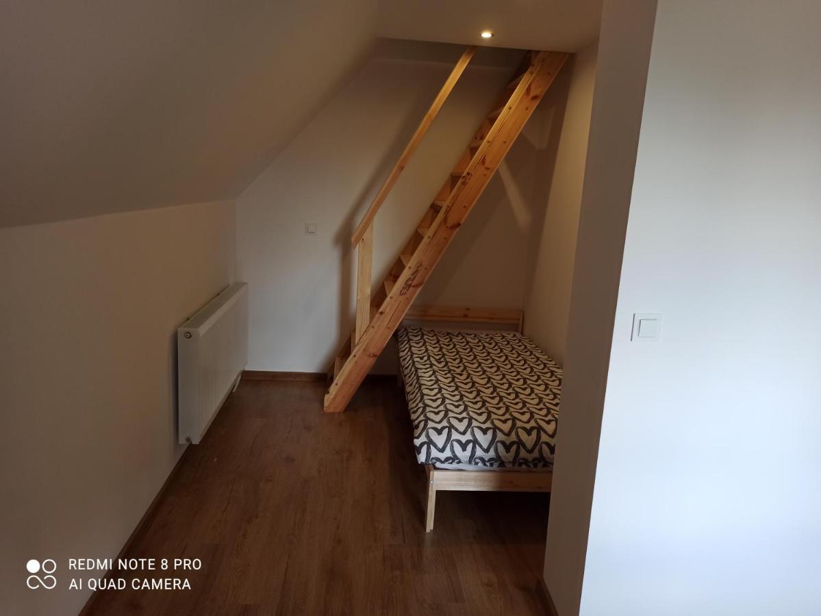 Apartameny Wiktoria I Nikola W Karwiku Pisz Exterior foto